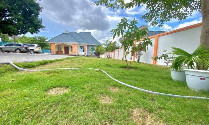 Kisutu Casa | Spacious 4-bedroom house in gorgeous Dar es Salaam with Wi-Fi, AC