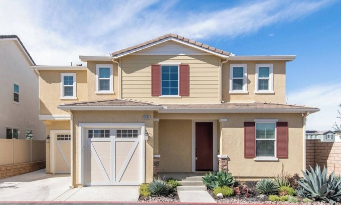 Valley Center Casa | Spacious 4-Bedroom Retreat with AC & WiFi in Scenic Valley Center