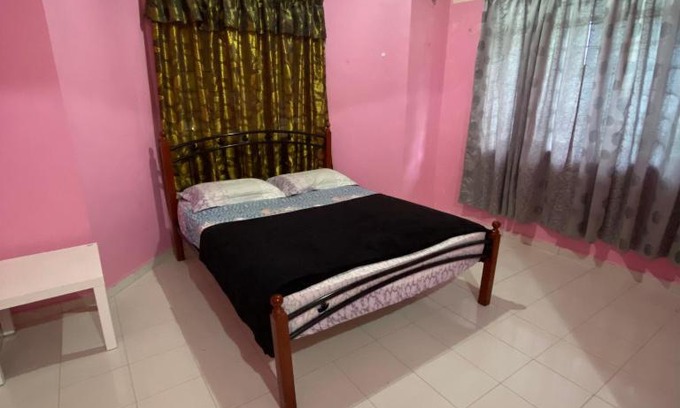 Chukai Casa | Spacious 4 Bedroom 3 bathroom (Coway & Wifi)
