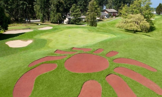 Sequim Casa | Spacious 4-bedroom 3-full bathroom on Cedars at Dungeness golf course.