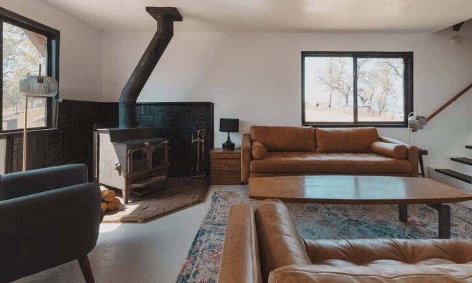 Dunlap Cabina | Spacious 4-bedroom cabin on secluded private land