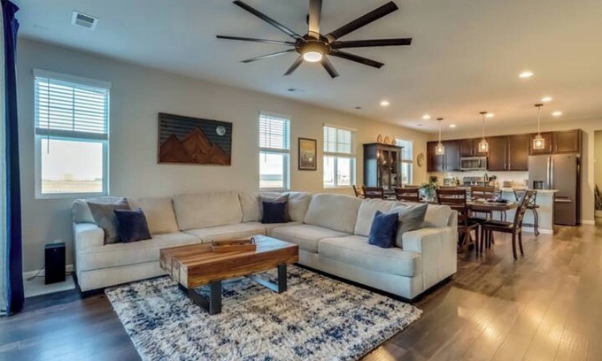 Brighton Casa | Spacious 4-bedroom house in charming Brighton w/WiFi, AC.