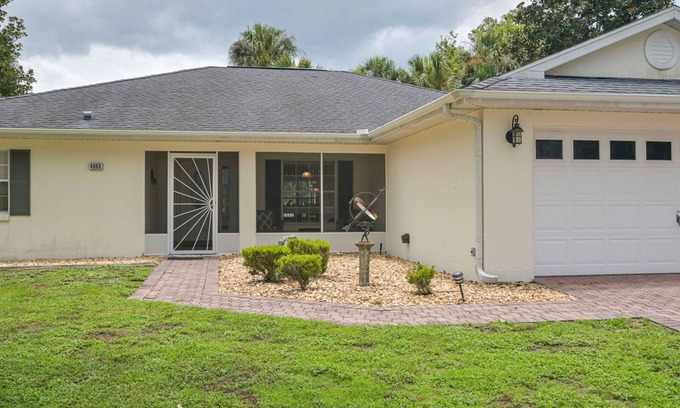 Hernando Casa | Spacious 4-bedroom house with pool.