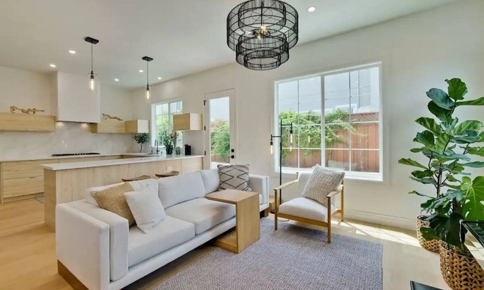 West San Jose Casa | Spacious 4-bedroom house with WiFi and AC in nice San Jose
