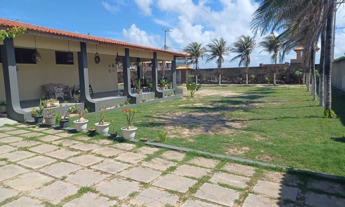 Caponga Casa | Spacious 4-bedroom house in amazing Caponga with WiFi