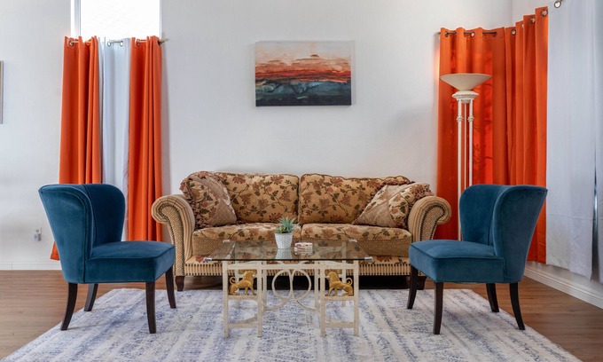 Fontana Casa | Spacious 4-bedroom house with AC and WiFi in charming Fontana