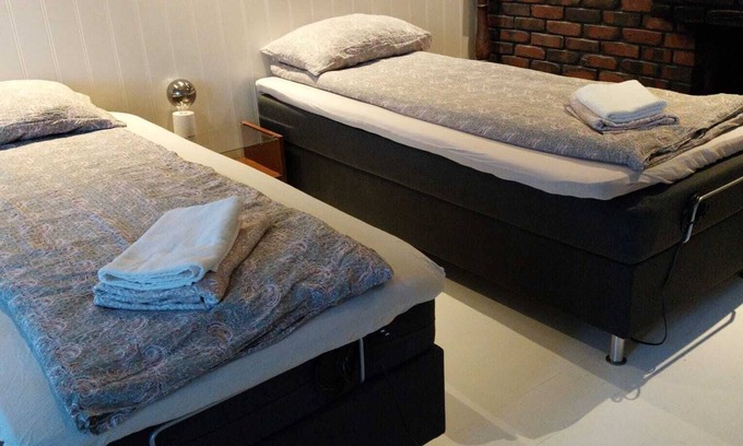 Alnabru Casa | Spacious 4-bedroom house in awesome Oslo. 10-15 min. to Oslo City Center.