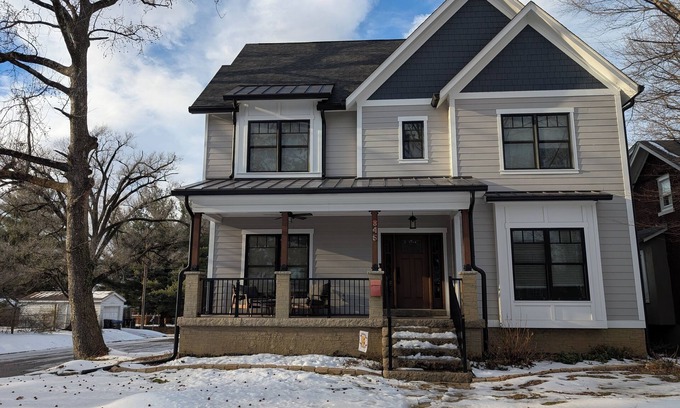Schnitzelburg Casa | Spacious 4-bedroom new construction Derby Oasis on historic Eastern Parkway