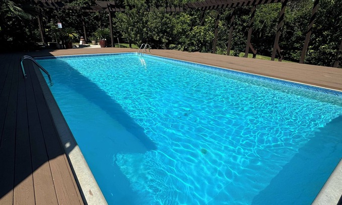 Killearn Estates Casa | Spacious 4-bedroom house in gorgeous Tallahassee with WiFi, AC, Pool