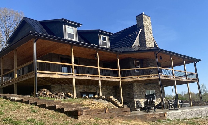 Burkesville Casa | Spacious 4-BR house w/ wraparound porch, fire pit area and hot tub -Sleeps 18-20