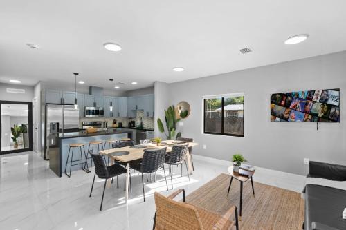Allapattah Apartamento | Spacious 4-BR House W Free Parking