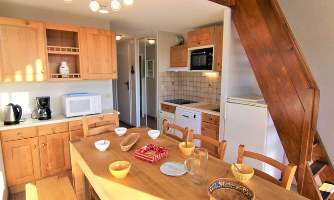 Les Saisies Apartamento | Spacious 4-Room Apartment with Mezzanine & Garage, Sleeps 8, Prime Location in Les Saisies