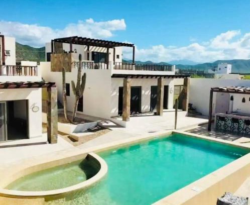 Cerritos Casa | Spacious 4B Retreat, Walk to Beach, Rooftop Views