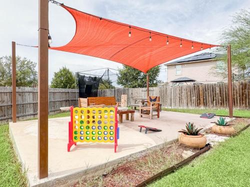 San Antonio Casa | Spacious 4br 2half 5bh Family Fun Huge Yard