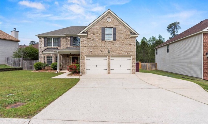 Fort Gordon Casa | Spacious 4BR Elegant Retreat; Prime Augusta Location!