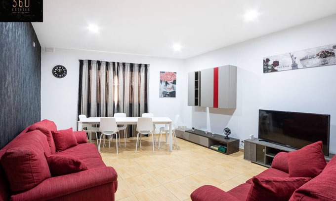 Pieta Apartamento | Spacious 4BR Home in Pieta with BBQ & Terrace