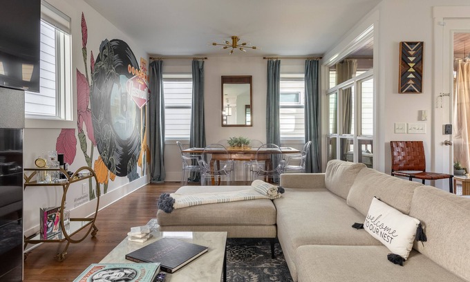 Edgehill Casa | Spacious 4BR Home in Nashville's Trendy Gulch Neighborhood - Mins to Broadway!