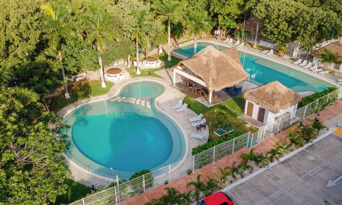 Jacinto Pat Casa | Spacious 4BR House/3 Floors/Terraces & great Views