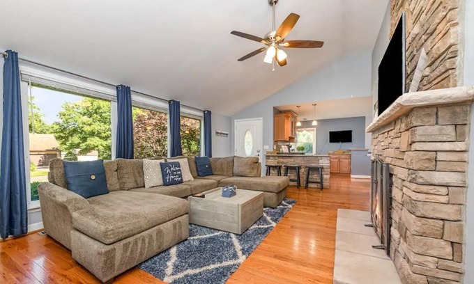 Fairfield Casa | Spacious 4BR Ranch w Hot Tub in Quiet Neighborhood