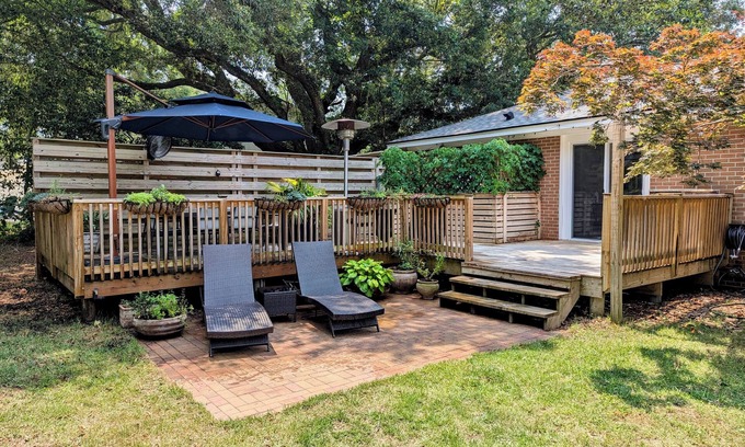 Charleston Casa | Spacious 4BR Retreat w/ Huge Yard, Outdoor Shower, Mins to Beach & Downtown