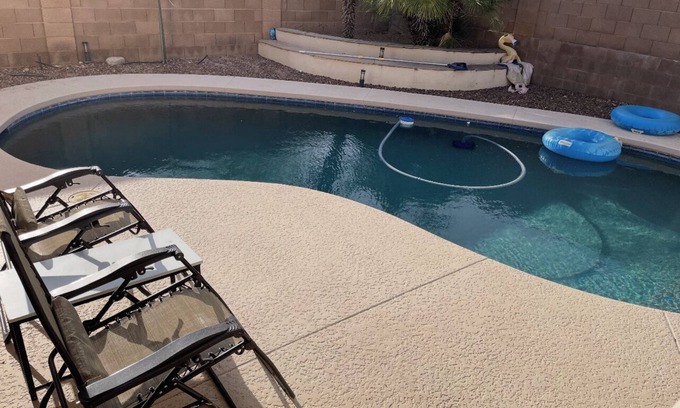 Tucson Casa | Spacious 4BR Retreat Walk to Sabino Canyon + Private Pool