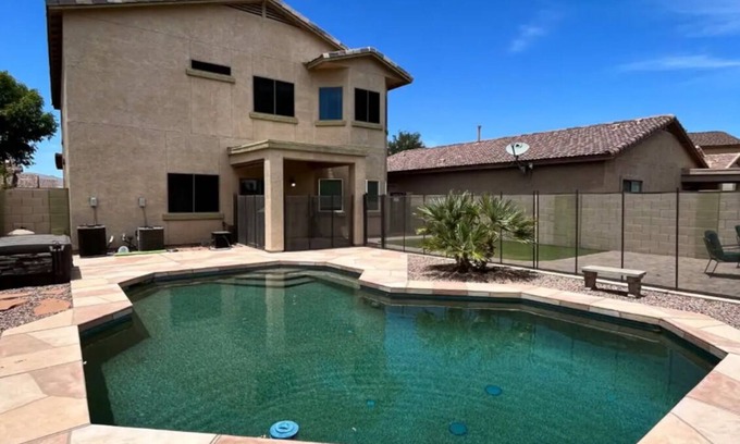 Surprise Farms Casa | Spacious 4BR Surprise Oasis with Private Pool – Family Friendly
