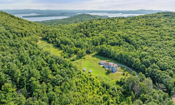 Gilford Casa | Spacious 5-Acre Home Near Gunstock Mountain & Lake Winnipesaukee w/ Hot Tub