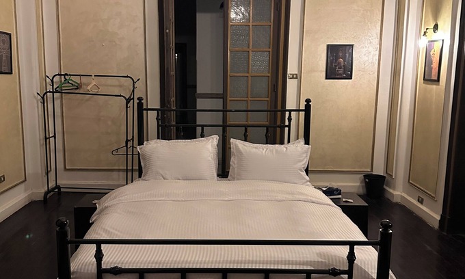 Qasr an-Nil Apartamento | Spacious 5-bedroom apartment with AC, WiFi in fantastic Cairo Governorate