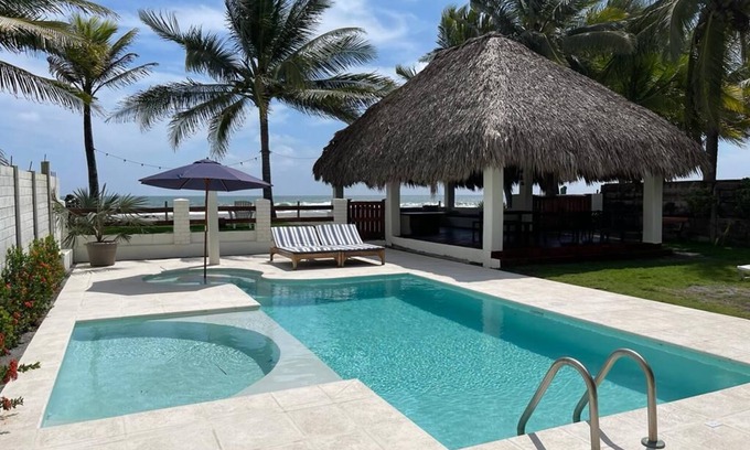Costa Del Sol Casa | Spacious 5-bedroom Waterfront House with AC in beautiful Costa del Sol