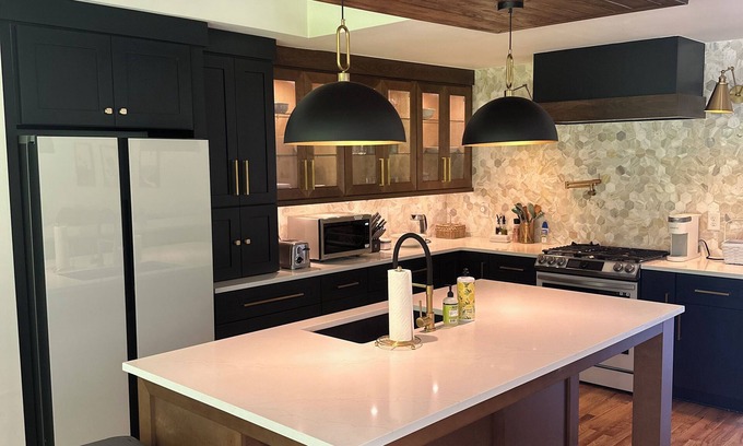 Stone Mountain Casa | Spacious 5-bedroom house in charming Stone Mountain with WiFi, AC