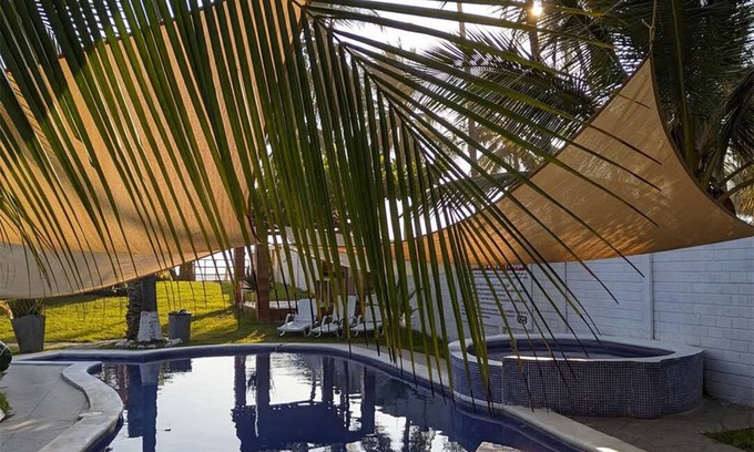 Acajutla Casa | Spacious 5-bedroom house in charming Sonsonate with WiFi, AC