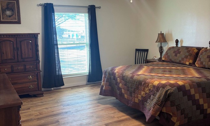 Carlsbad Casa | Spacious 5-bedroom house with A/C near a couple of national parks