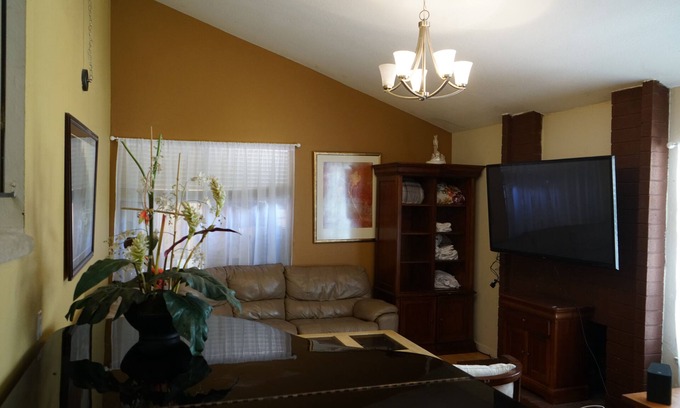 Edenvale Casa | Spacious 5-bedroom house in enjoyable San Jose with WiFi, AC