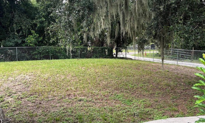 Wimauma Casa | Spacious 5-bedroom house in fabulous Wimauma with AC, WiFi