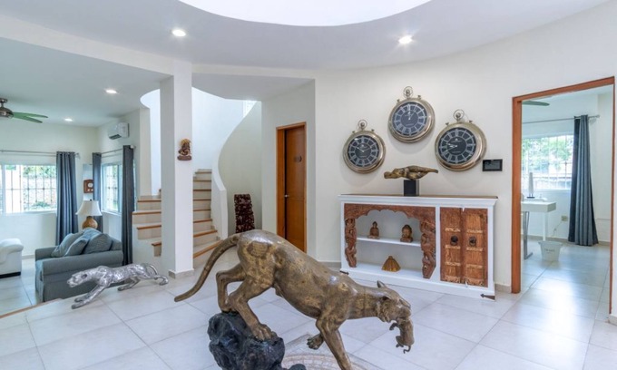 Alfredo V. Bonfil Casa | 5 bedroom villa with private pool and private cenote in Cancun
