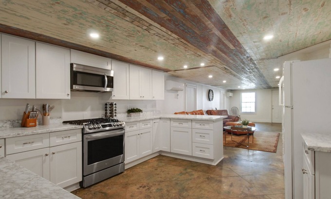Audubon Casa | Spacious 5-bedroom New Orleans Home