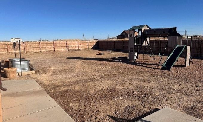 Pueblo West Casa | Spacious 5-bedroom house with AC and WiFi in pleasant Pueblo West