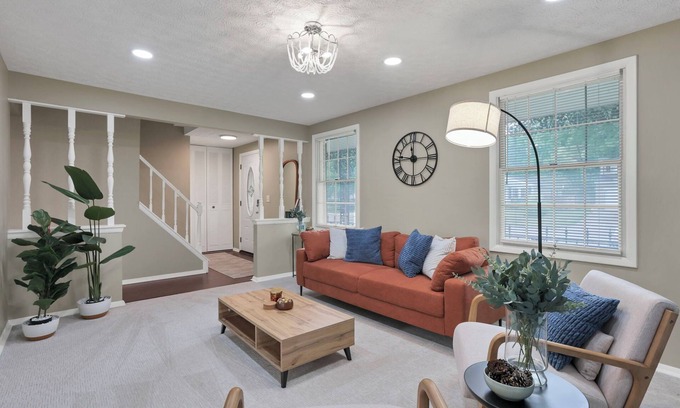 Westerville Casa | Spacious 5-bedroom near Easton!