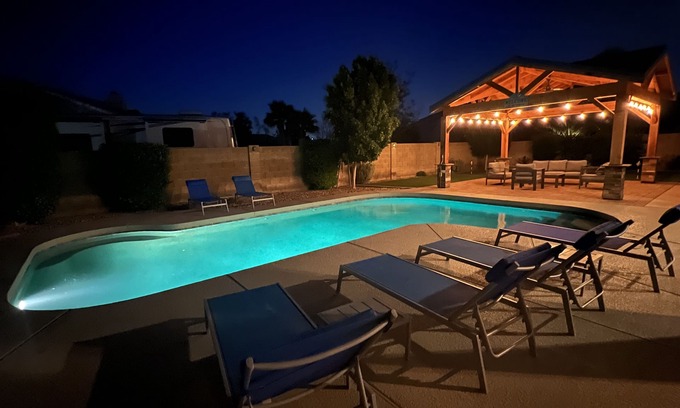 Stetson Hills State Casa | Spacious 5BR w/ Pool, Spa, Putting Green, 2 King Suites + Golf Nearby