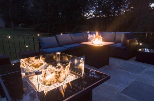 White Plains Casa | Spacious 6BR Getaway Game Room Firepit NYC