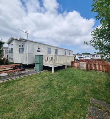 Burnham-on-Sea Otro | Spacious 8 birth 3 bedrooms A22 Unity Beach Holiday Resort Unity Brean 1 pet stays free