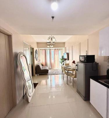 Santo Cristo Apartamento | Spacious and Aesthetic 2 Bedroom with City-View Balcony at Grass Residences QC