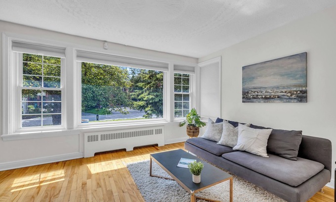 Westboro Casa | Spacious and Bright Hidden Gem in Trendy Westboro!