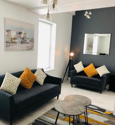 Ballycastle Apartamento | Spacious and Bright Town Centre Apartment