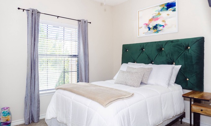 Oak Cliff Apartamento | Spacious and centrally located