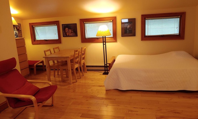Hamilton Apartamento | Espacioso y confortable; ubicado a 1. 5 millas del centro de Hamilton y Colgate