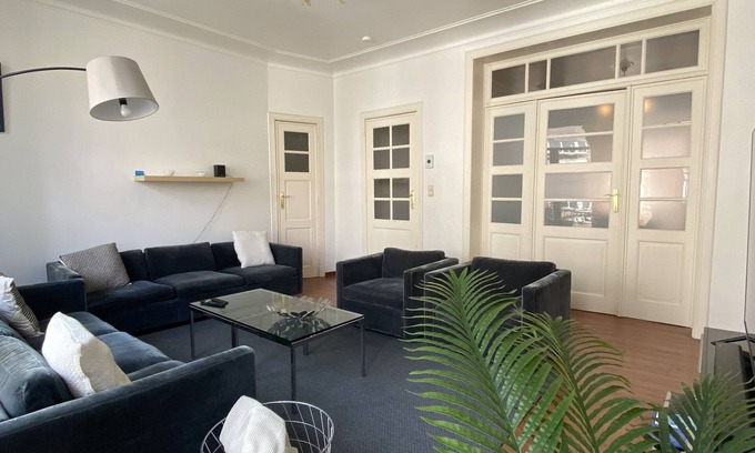 Jacht Apartamento | Spacious and luminous apartment at La Chasse