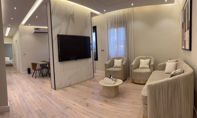 Riyadh Apartamento | Spacious and Modern Apartment for Rent in Ergah, Riyadh