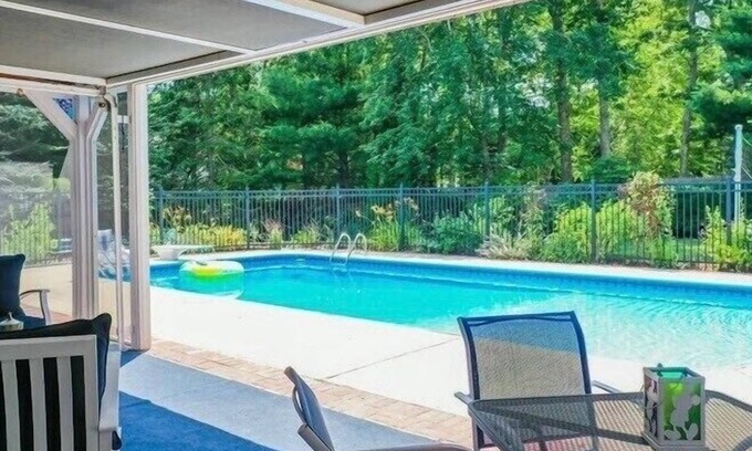 Plymouth Casa | Spacious and newly renovated 4BR house with pool!!
