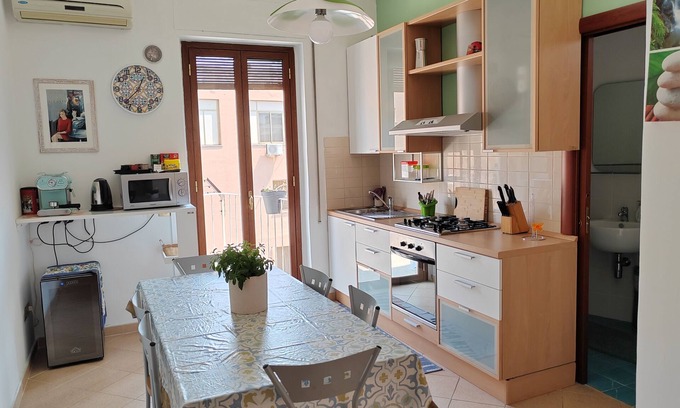 Borgo Vecchio Apartamento | Spacious and very central apartment in prestigious building